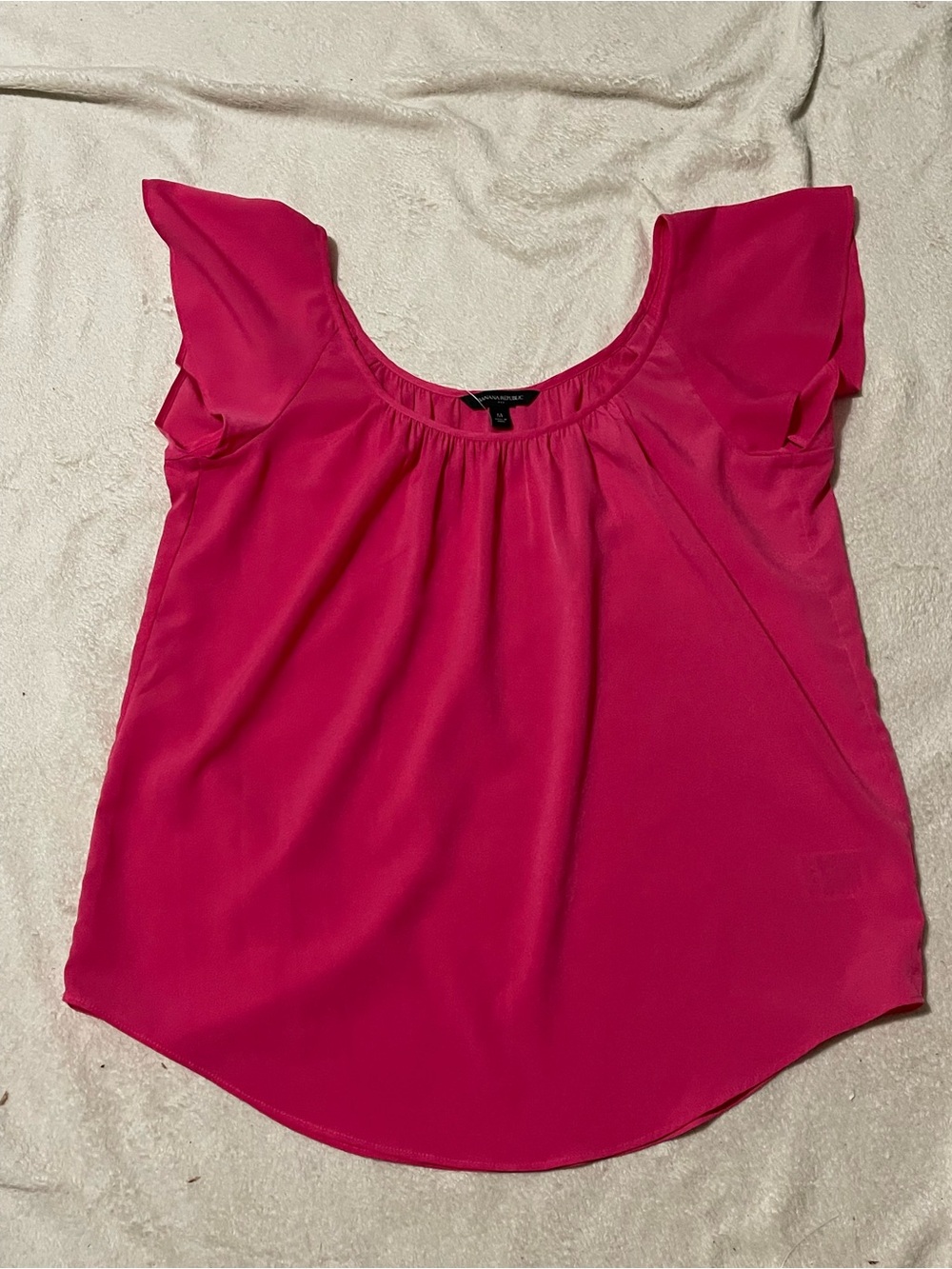 Banana Republic Women’s Pink Top size M NWOT